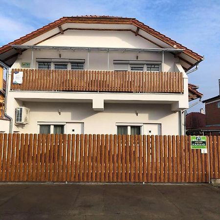 Jácint Panzió *** Hajdúszoboszló Exterior foto